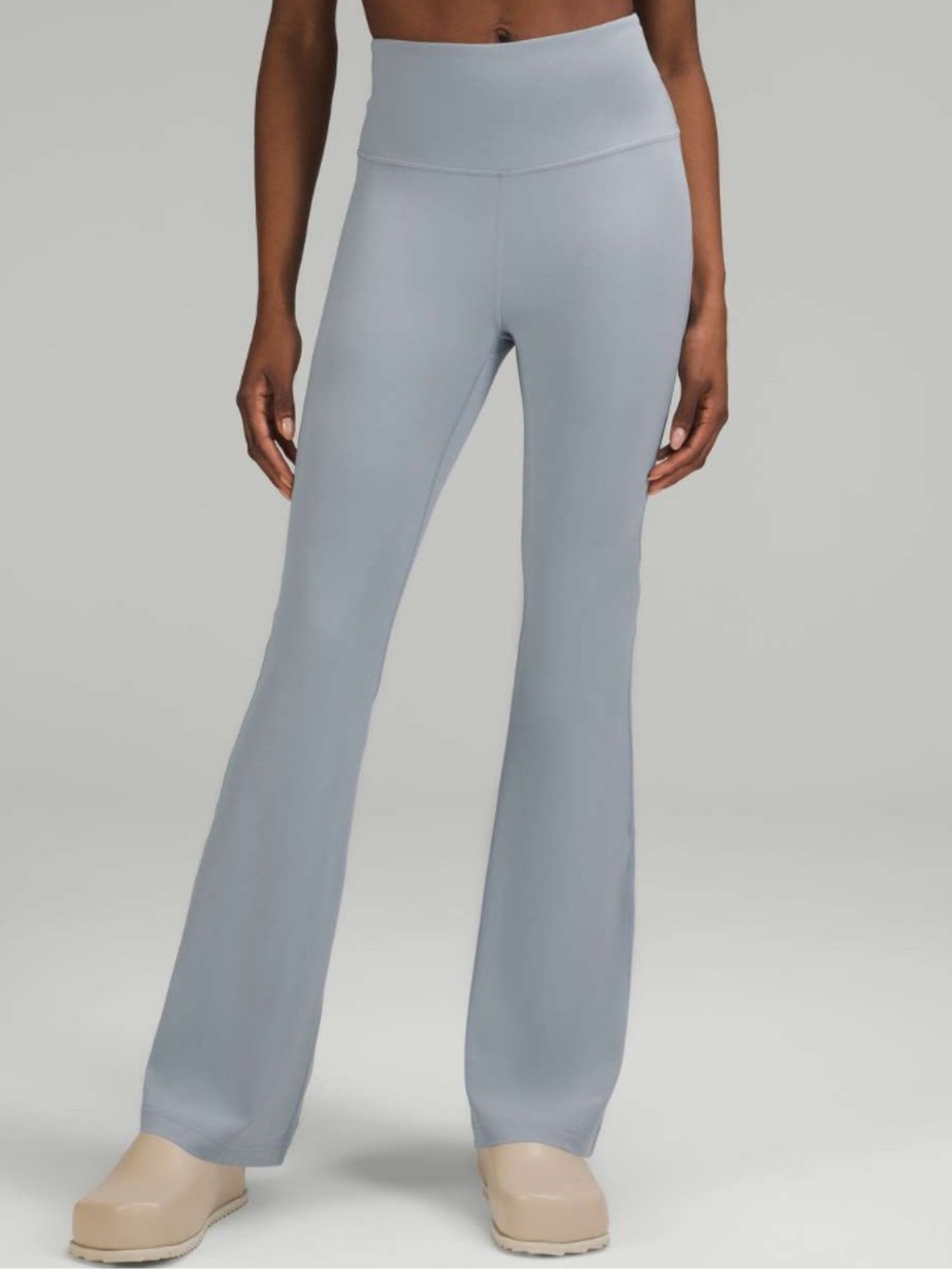 Lululemon Groove Super-High-Rise Flared Pant Nulu in Chambray